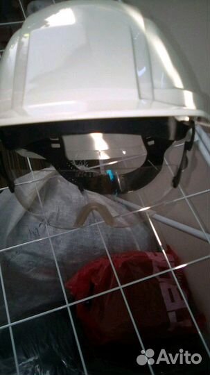 Каска в сборе