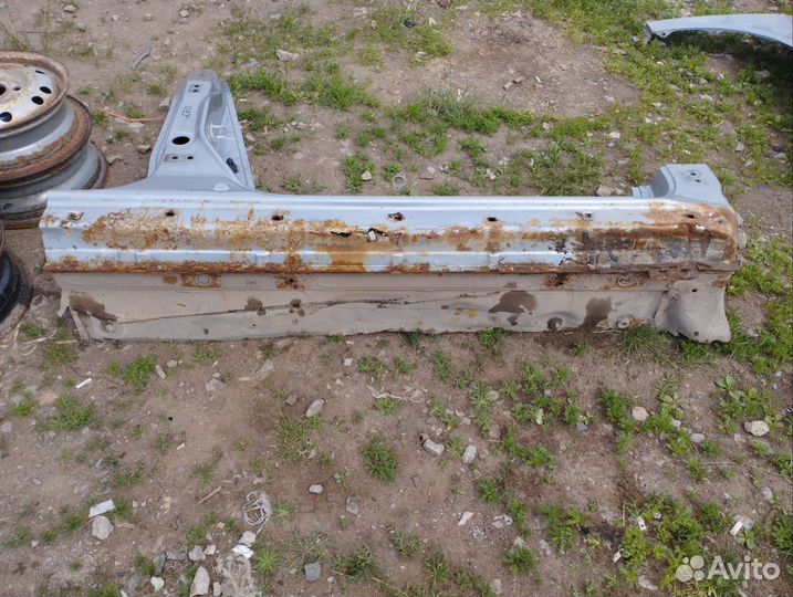 Правый порог со стойкой Honda Accord 7