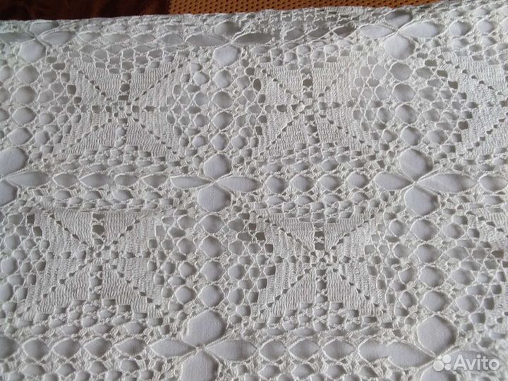 Скатерти. Гобеленовая. Вязаная