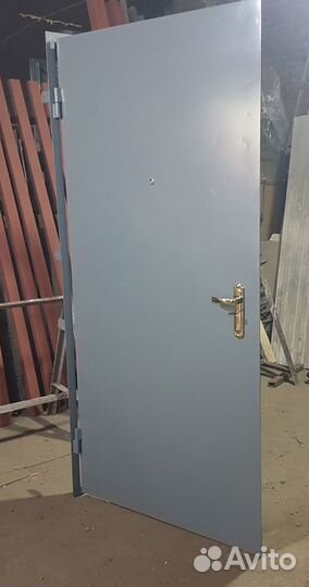 Дверь входная металлическая с монтажом