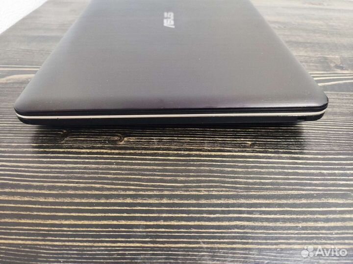 Ноутубк Asus с SSD/GT 810m/4гб