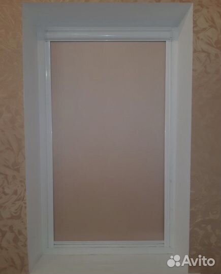 Жалюзи и рулонные шторы на окна