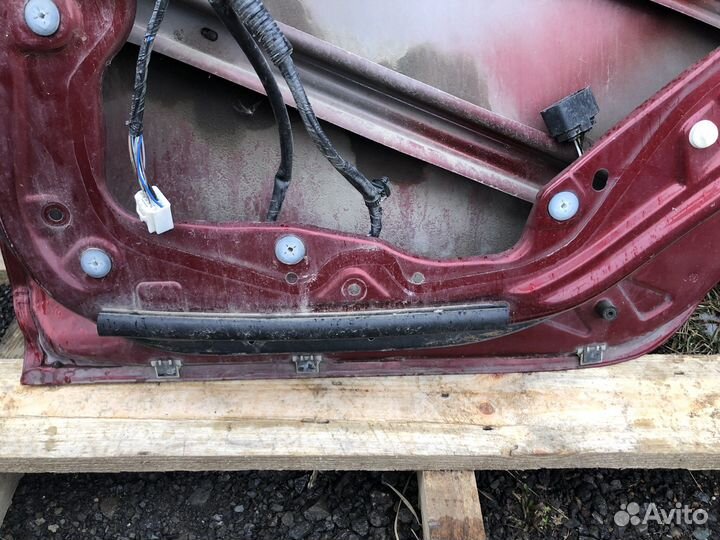 Mazda 3 bk задняя правая дверь седан