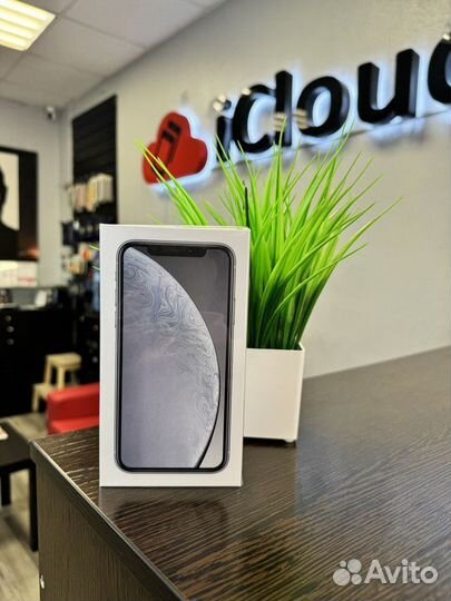 iPhone Xr, 128 ГБ