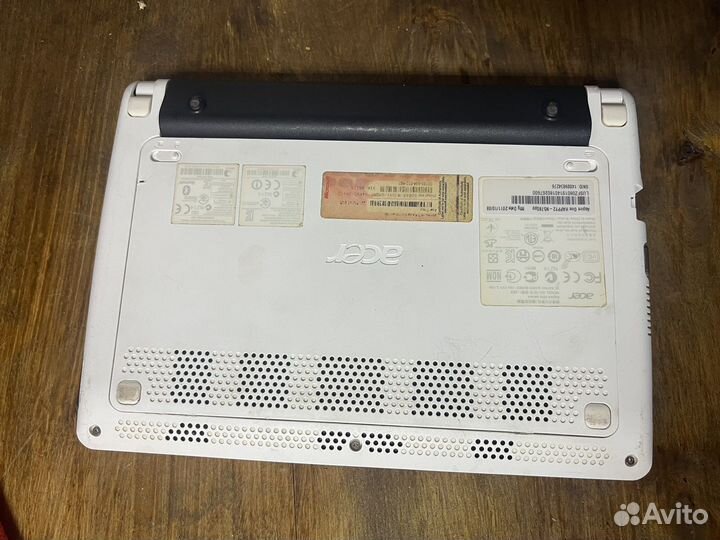 Нетбук Acer aspire one