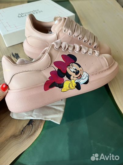 Oversized Sneaker alexander mcqueen disney