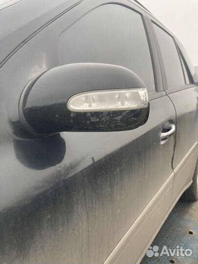 Левое зеркало заднего вида Mercedes ml164