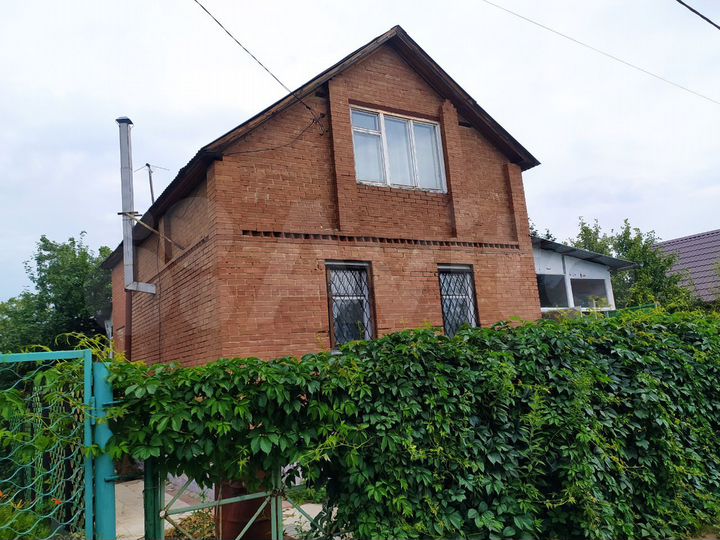 Дача 200 м² на участке 5 сот.