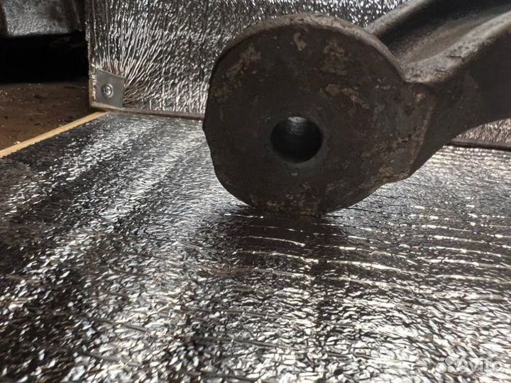 Кронштейн пневморессоры задний левый Man Tga