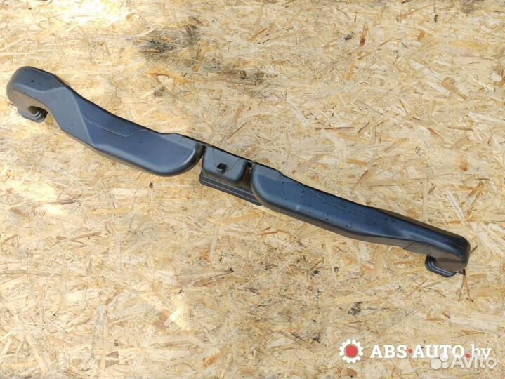 Воздуховод Mitsubishi Carisma