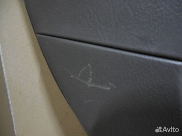 Обшивка двери задней левой Santa Fe (SM) / Santa F