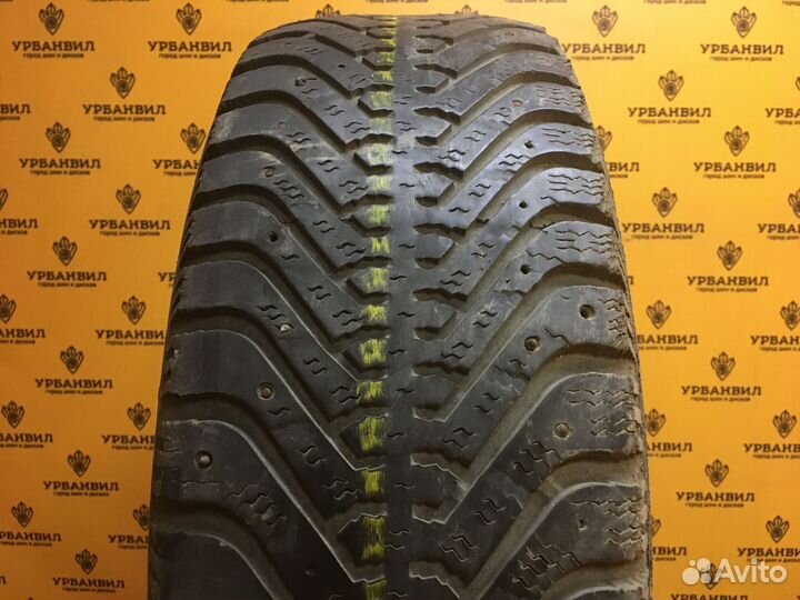 Goodyear UltraGrip 500 215/65 R16 98T