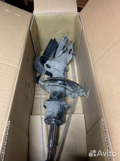 Передние стойки