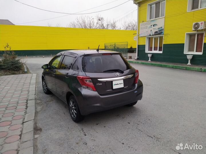 Toyota Vitz 1.0 CVT, 2014, 128 000 км