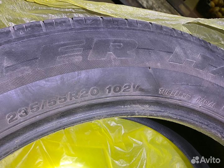 Bridgestone Dueler H/L 33A 235/55 R20