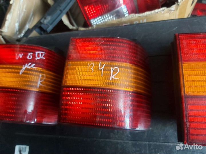 Фонарь задний наружный правый для VW Passat (B4)