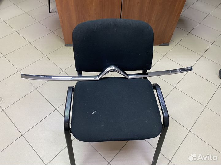 Хром элемент решетки радиатора SpaceTourer