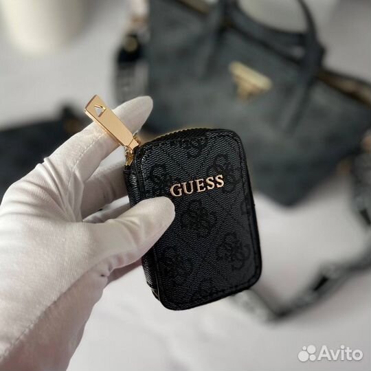 Сумка Guess