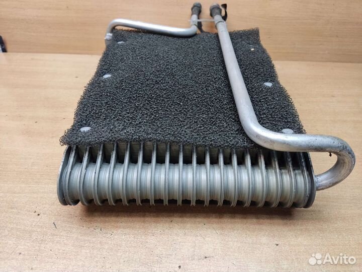 Радиатор кондиционера, Volvo 960