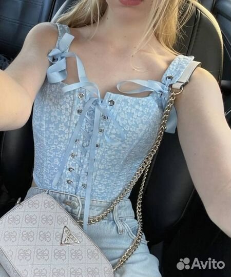 Корсет на шнуровке