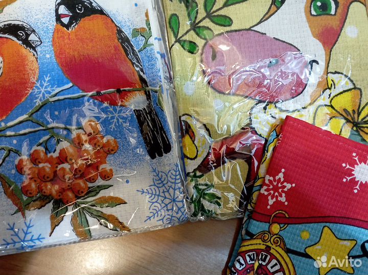 Полотенце махровое и вафельные для кухни