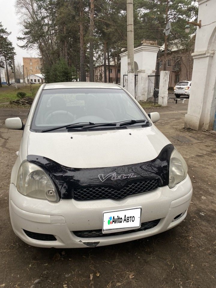 Toyota Vitz: фото владельца