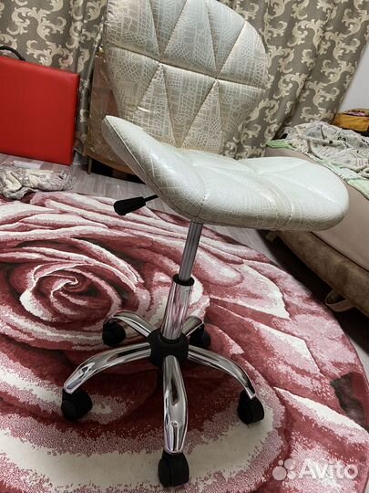 Кушетка и стул для наращивания ресниц