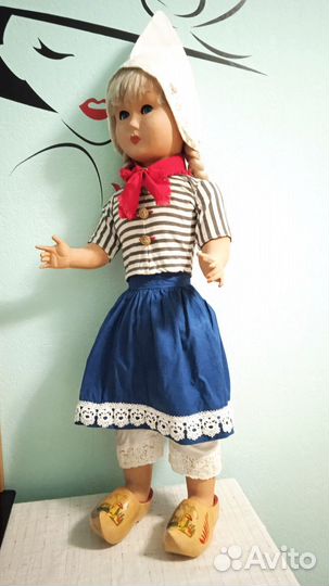 Кукла (пластик)