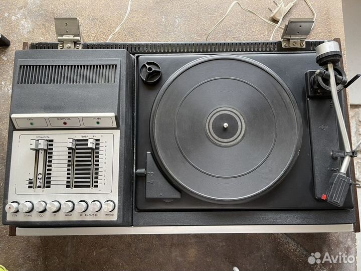 Мелодия 103B stereo