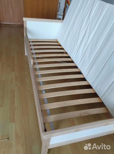Кровать детская IKEA с матрасом