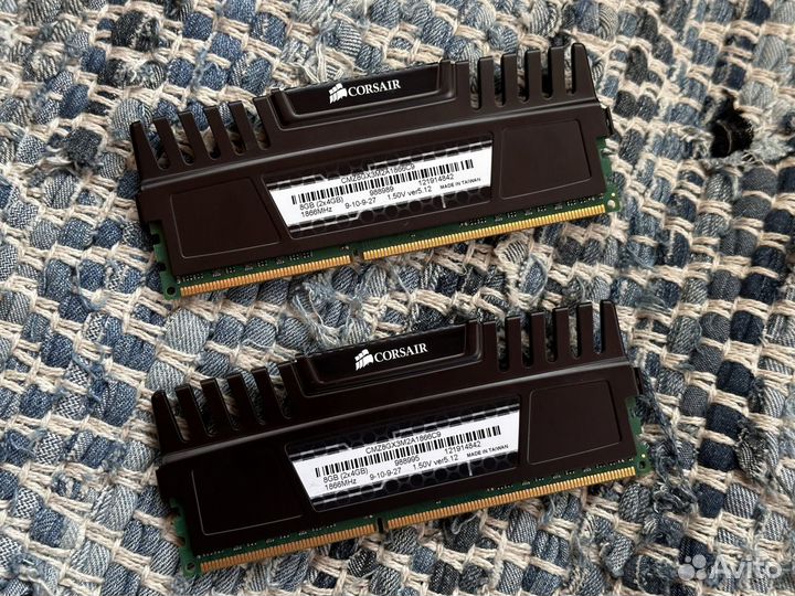 Озу Corsair DDR3 1866Mhz 2x4GB (8GB)