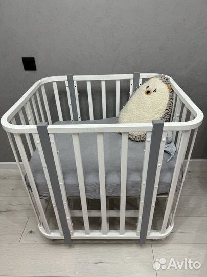 Детская кроватка трансформер с маятником