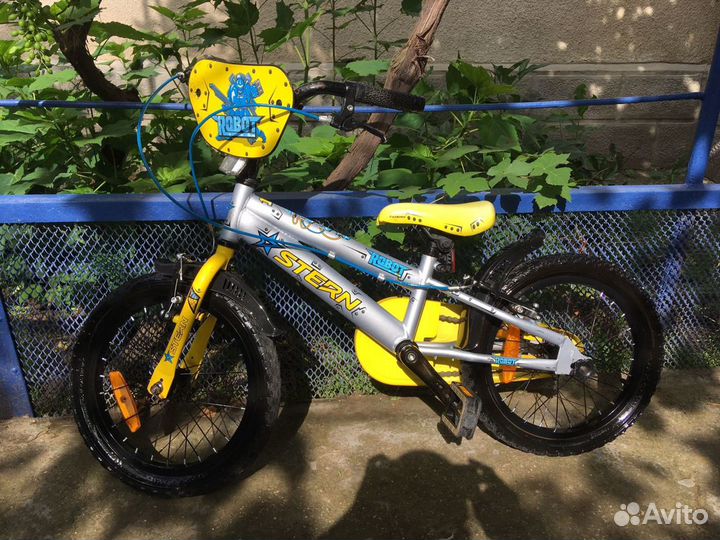 Детский велосипед 16