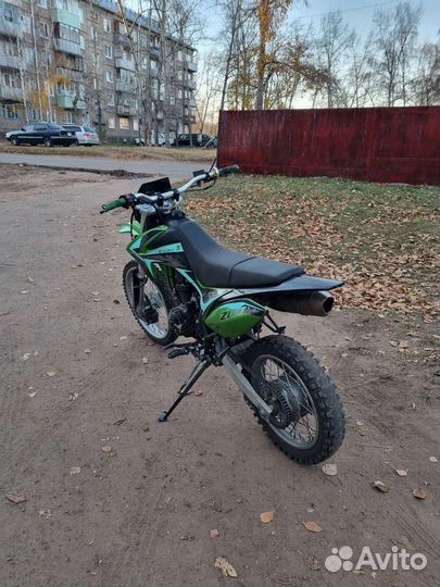 Мотоцикл мотоленд rz200