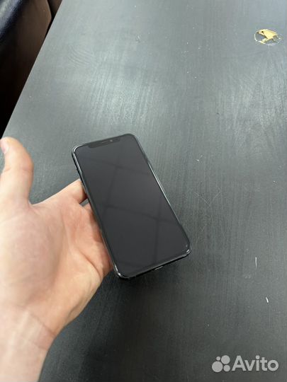 iPhone 11 Pro, 64 ГБ