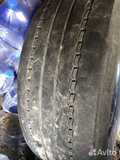 Резина 315 70 22 5 michelin.2 штуки