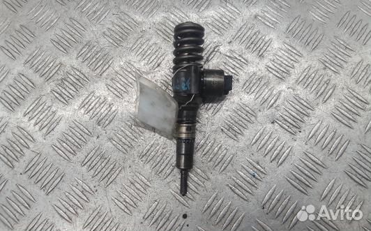 Форсунка дизельная volkswagen golf 5 (89Z11AL03)