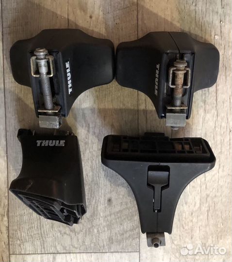 Упоры багажника Thule 750 для гладкой крыши