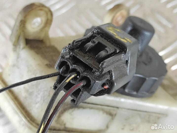 Бачок главного тормозного цилиндра Ford Focus 1998