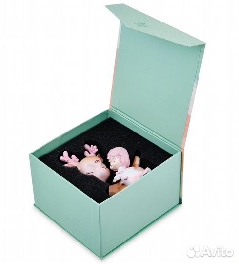 Фигурка Девочка с оленем A2183769