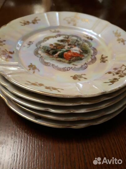 Тарелки от сервиза Мадонна