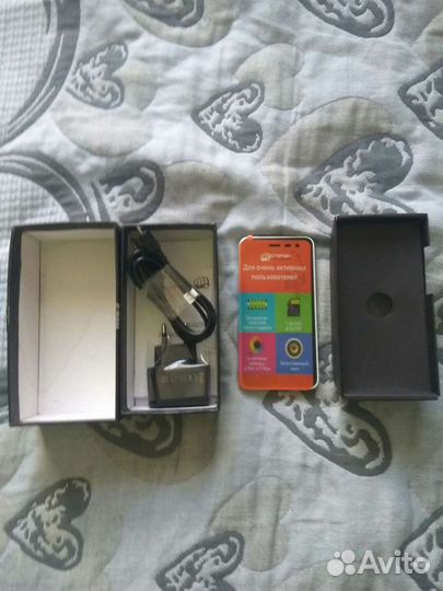 Micromax Q415, 8 ГБ