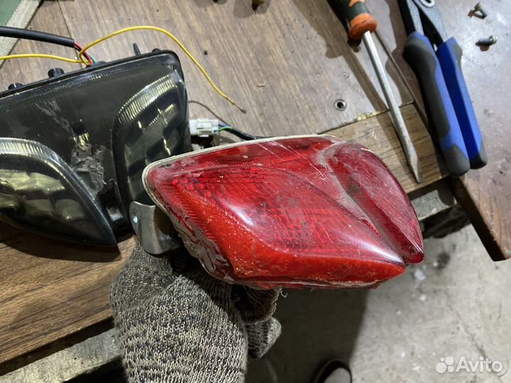 Стоп сигнал Suzuki gsxr 600 750 k8 k9 2008 2009