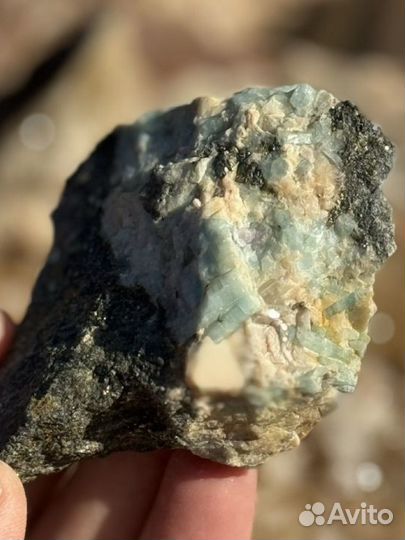 Апатит, пирит