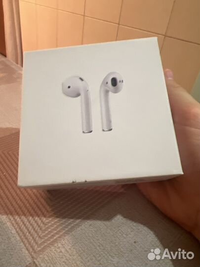 Беспроводные наушники apple airpods