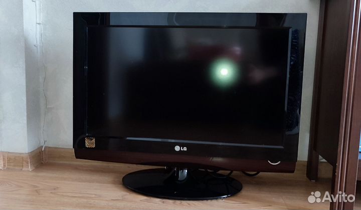 Телевизор LG 26LG4000