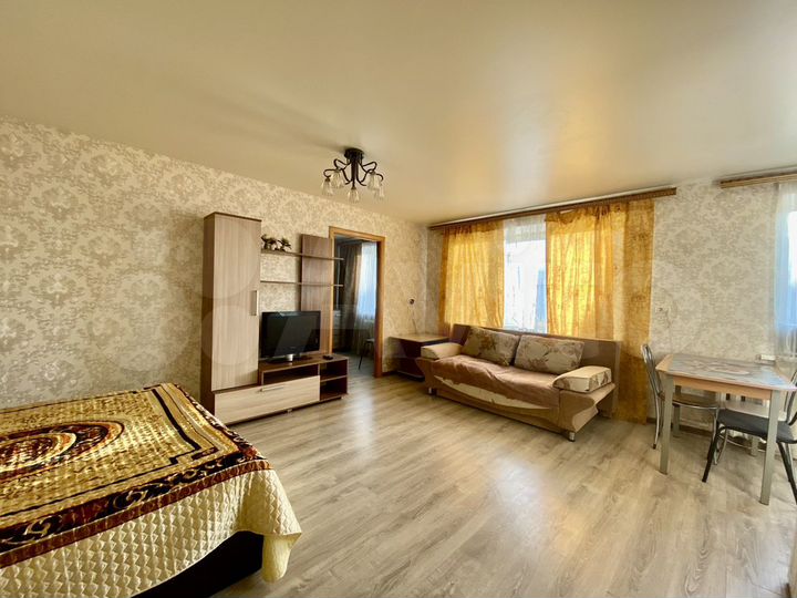 2-к. квартира, 52 м², 5/5 эт.