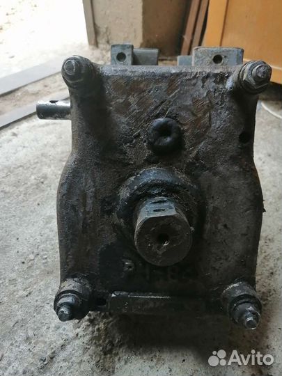 Редуктор форточки теплицы