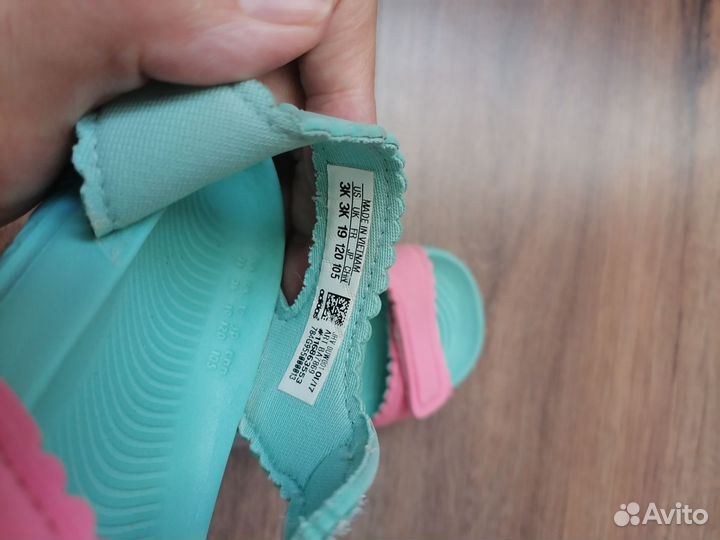 Сланцы adidas детские 19 размер