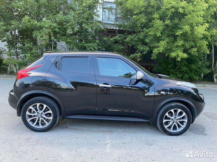 Nissan Juke 1.6 CVT, 2012, битый, 64 400 км